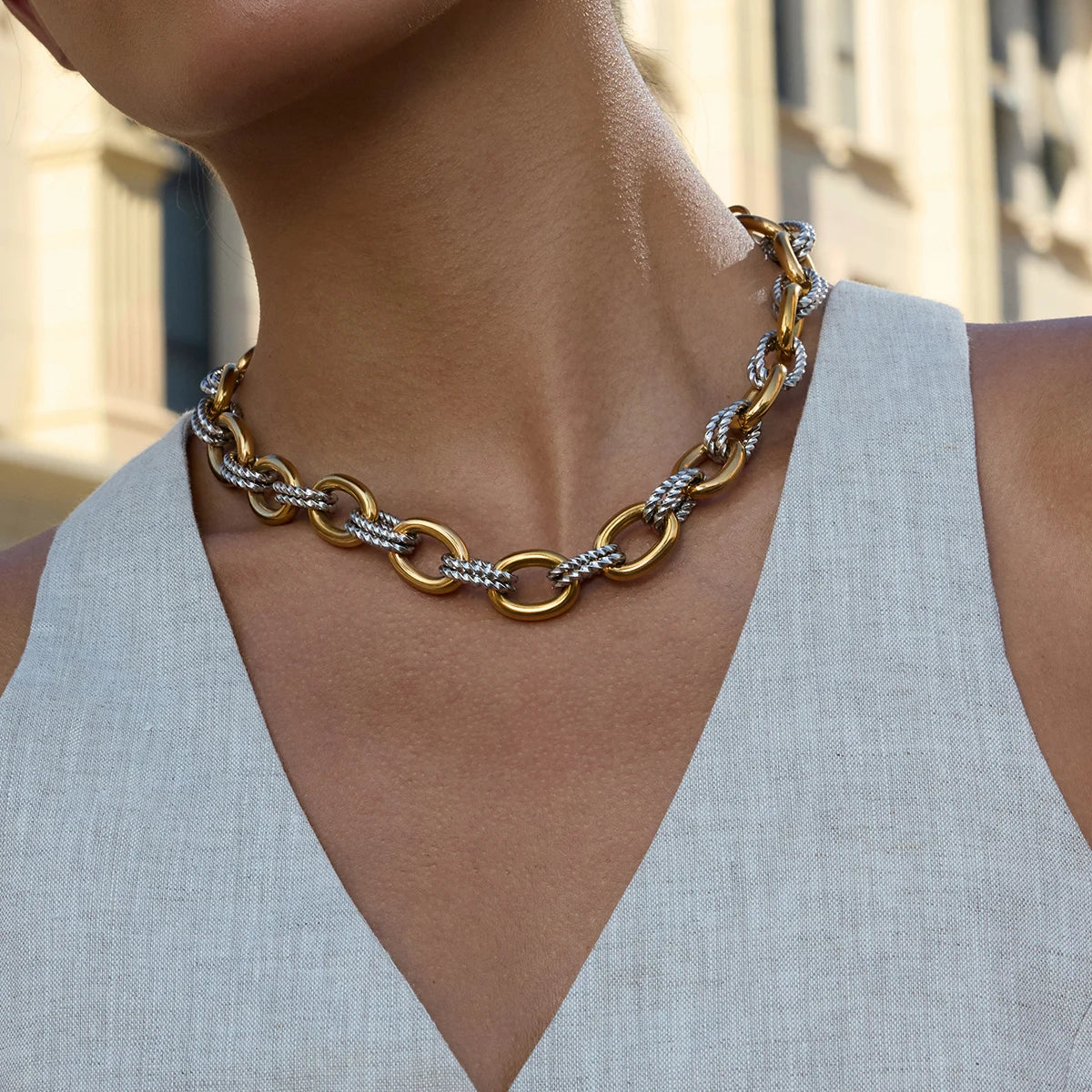 Uworld Minimalism 18K Gold Color Plated Stainless Steel Double Color Oval Smooth Fried Dough Twists Necklace Stackable Chain Nec