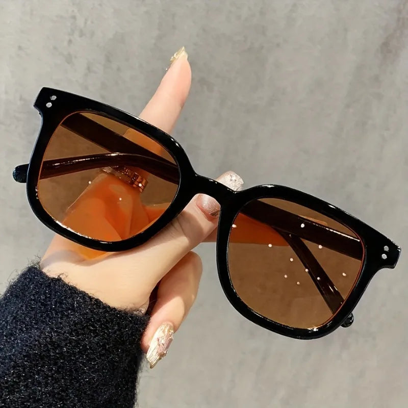 1-piece Set of Orange Fashionable Women's Glasses Suitable for Travel, Fashion Shows, and Daily Wear