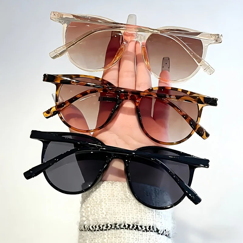 3 Piece Set of Fashionable Decorative Glasses Trendy Frame Glasses Paired with Exquisite Frames Suitable for City Streets