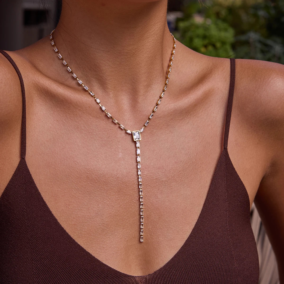 Uworld Classic Minimalist 18K Gold Color Plated White Square Zircon Inlay Y-Shape Necklace Waterproof Stainless Steel Jewelry