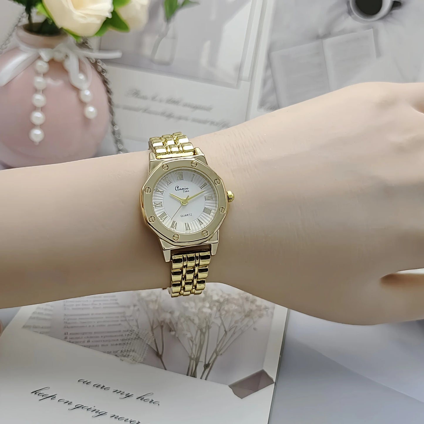 Top Brand Ladies Watches Fashionable Golden Wristwatch Montre Strap Clock Quartz Watch Women's Clock Reloj De Mujer Dropshipping