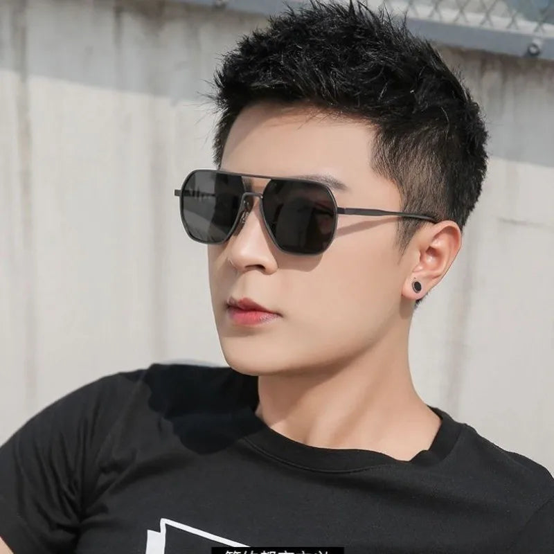 Photochromic Polarized Sunglasses UV400 Pilot Style Color-changing Lens Men Anti-glare Driving Eyeglasses Shades for Men