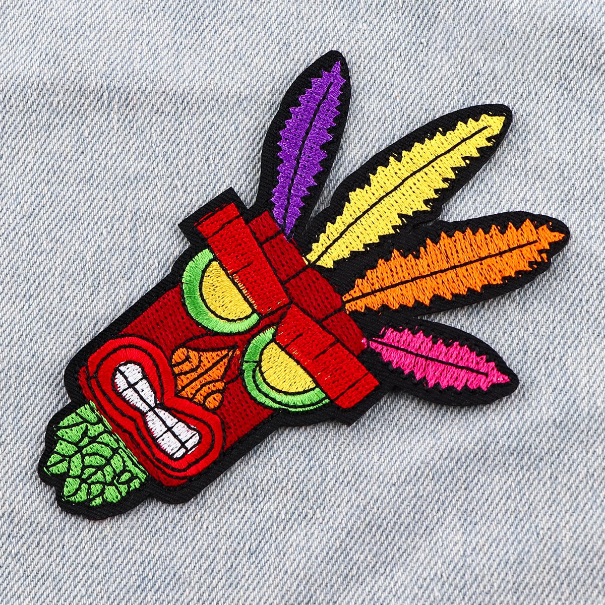 AD2860 Wolf Cool Embroidered Patches On Backpack Video Game Clothing Stickers Cartoon Anime Iron On Patches For Clothes Stripes