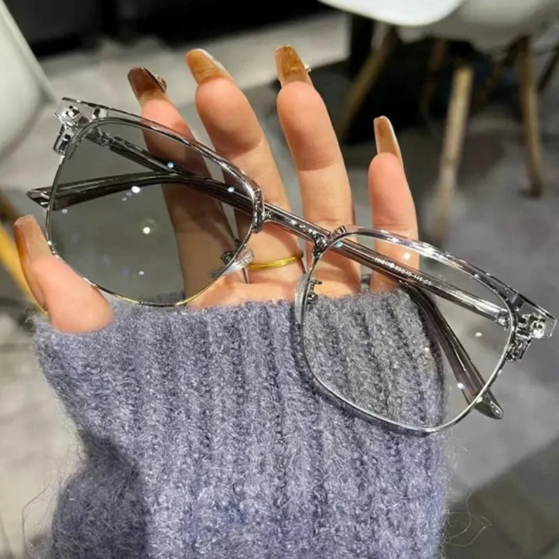 Unisex Fashion Anti Blue Light Photochromic Glasses Men Women Trendy Half Frame Glasses