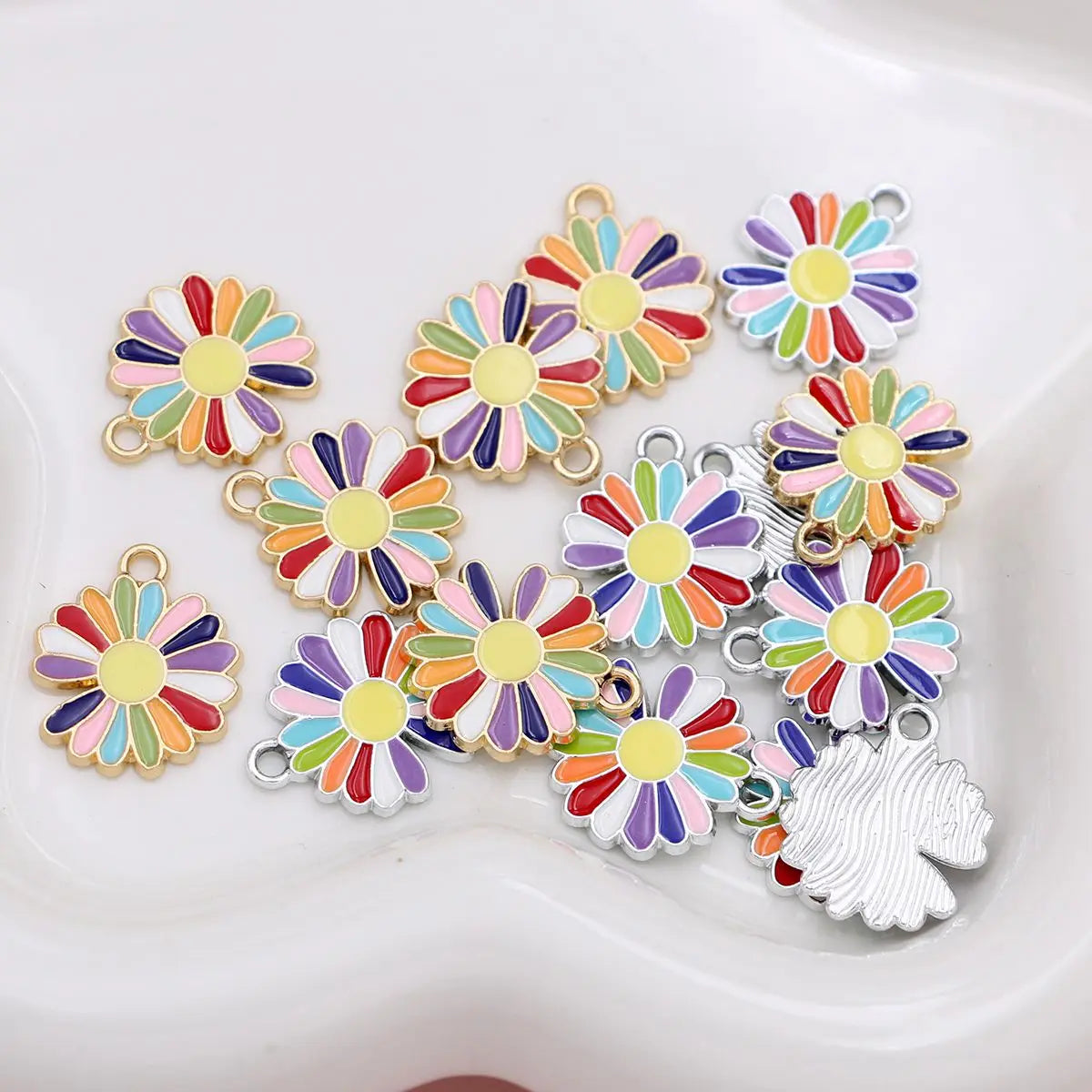 10Pcs Gold Plated Chrysanthemum Flower Charm Connectors for Making Bracelet DIY Jewelry Accessories
