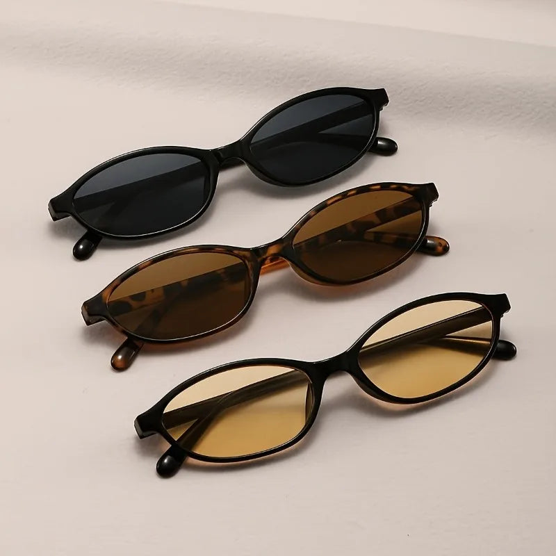 Set of Three Trendy Oval-Shaped Glasses for Women, Perfect for Everyday Use And As Essential Gifts.