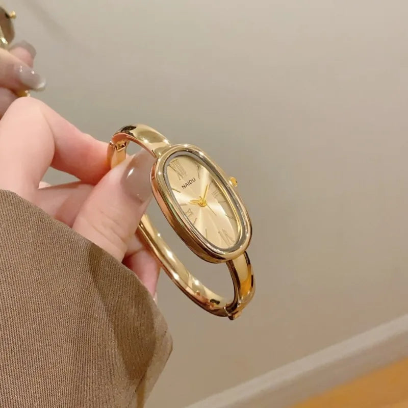 Top Brand Women Oval Roman Dial Quartz Watch Simple Gold Watch Ladies Bracelet Wristwatches Clock Dress Montre Femme Wholesale