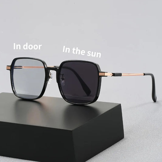 1 Pair Unisex Square Light-Sensitive Color-Changing Glasses for Phone & Computer - Stylish and Versatile Eyewear