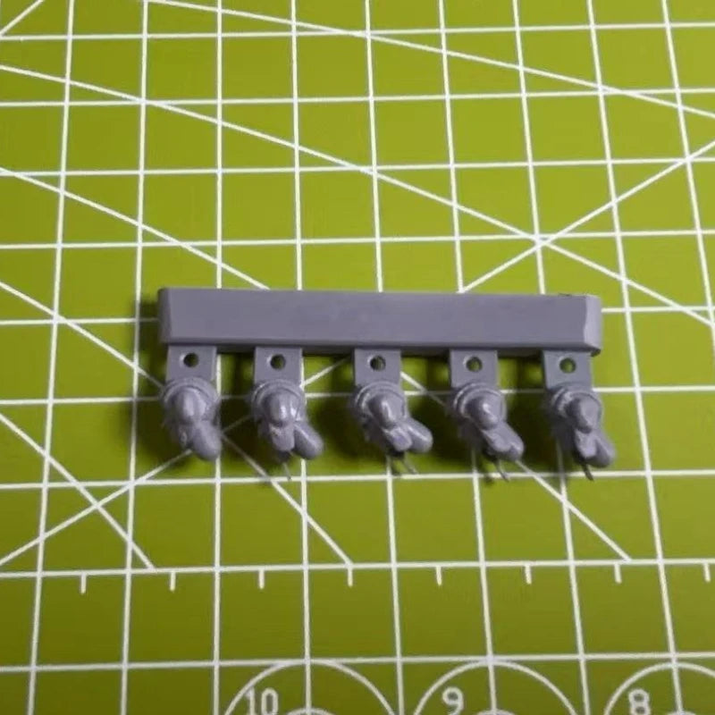 5pcs 1:35 Die Casting Resin Model Assembly Kit Character Head Model Replacement Modification Unpainted