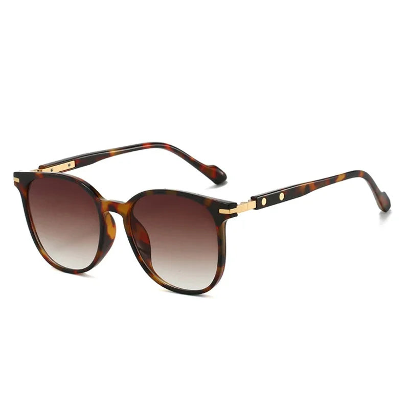JNPCXI New Fashion Oval Rivets Women Sunglasses Retro Gradient Shades UV400 Men Punk Sun Glasses