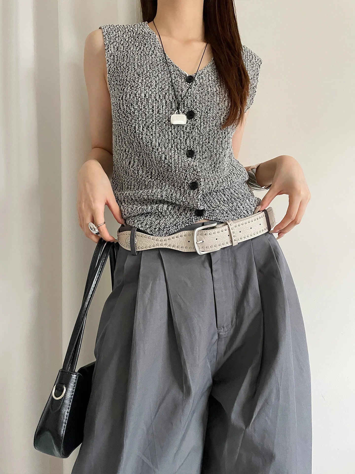 Retro Western Rivet Belt For Women With Skirts And Jeans Slimming Belt With Unique Design Sense As An Accessory