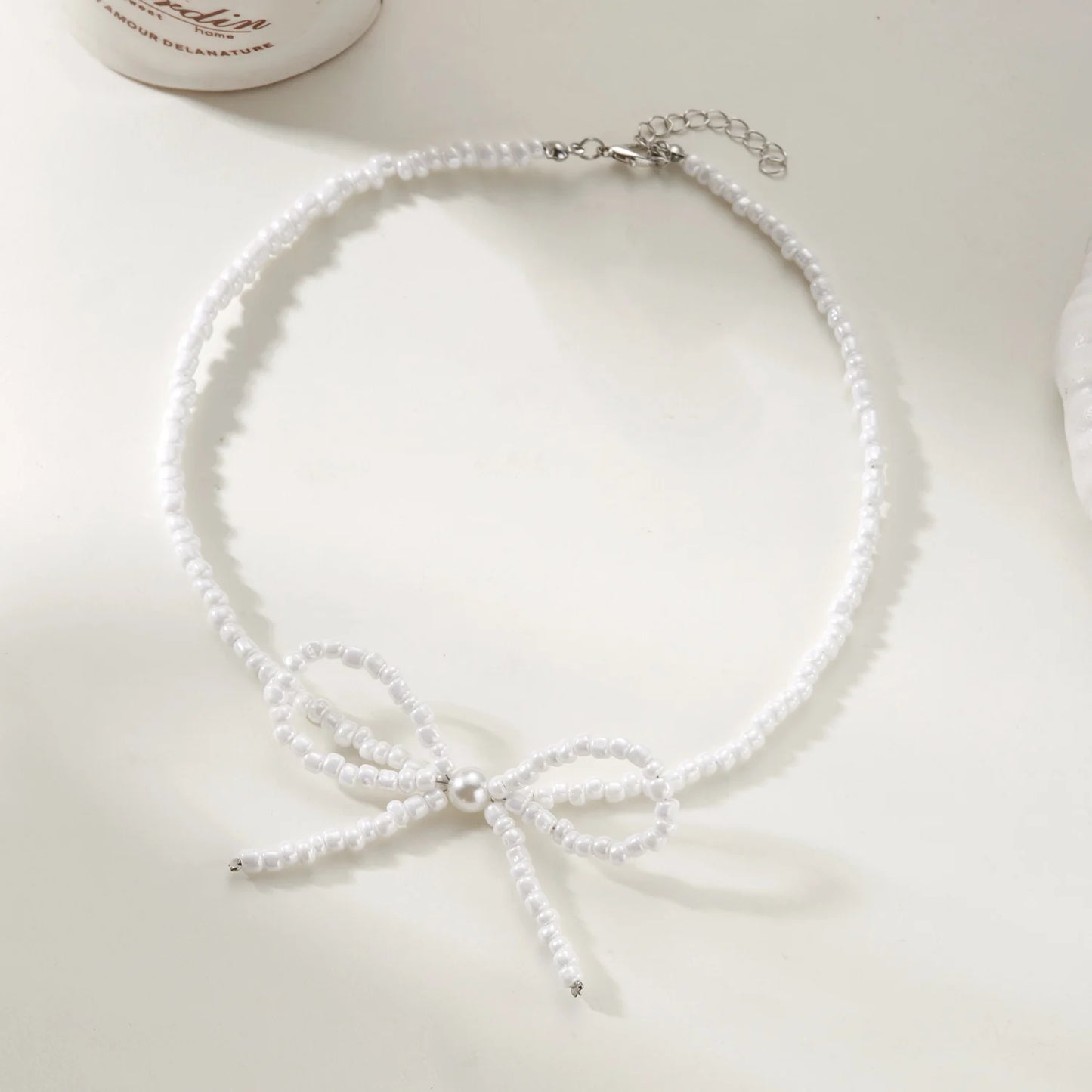 Elegant Fashion Bowknot Pearl Choker Necklace for Women Girl Cute Romantic Handmade Colorful Beads Collarbone Chain Jewelry Gift