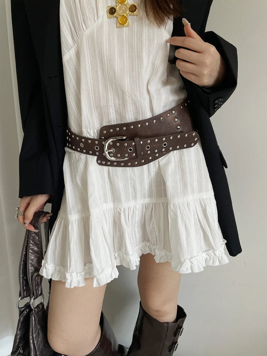 Retro Punk Style Rivet Wide Belt For Women With A Unique Design Sense Sexy Waist Belt To Match Skirts Jeans And Belts