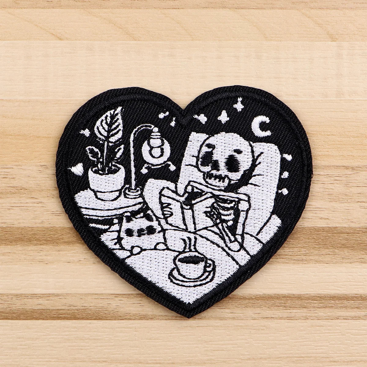 Skeleton and Cat Iron On Patch Clothes Patch For Clothing Reading Embroidered Patch Garment Apparel Accessories Sewing Stickers