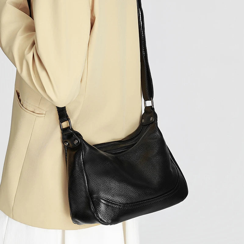 Genuine Leather Hobo Bag for Women Large Capacity Soft Leather Crossbody Shoulder Bag Vintage Casual Everyday Commute Tote Bag
