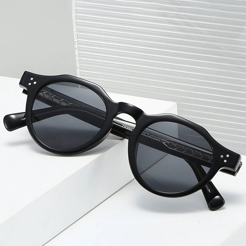 JNPCXI New Round TR90 Contrast Color Women Sunglasses Retro Rivets Green Tea Punk Men Sun Glasses Shades UV400