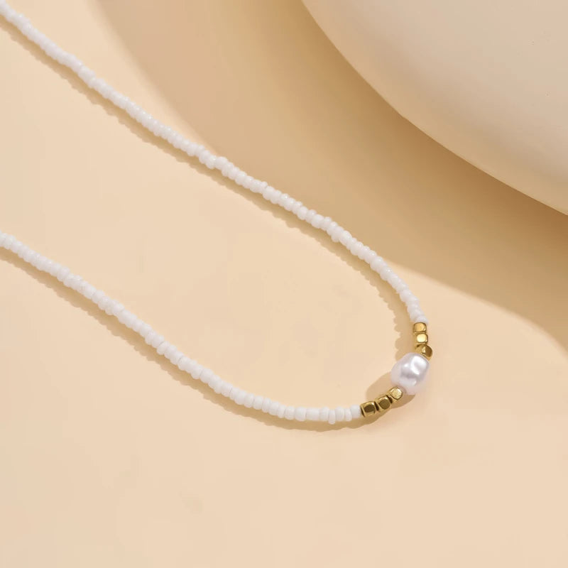 Vintage Bohemian Style Woven Rice Beads Beaded Necklace Women's Fashion Chain