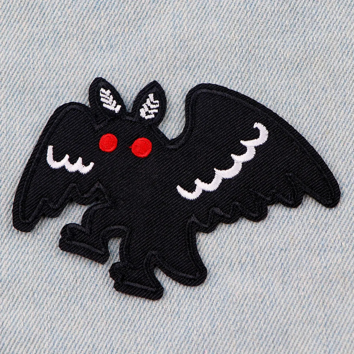 Black Moth Patch Punk Iron On Patches For Clothing Thermoadhesive Patches DIY Applique Embroidered Patch For Jackets Badges