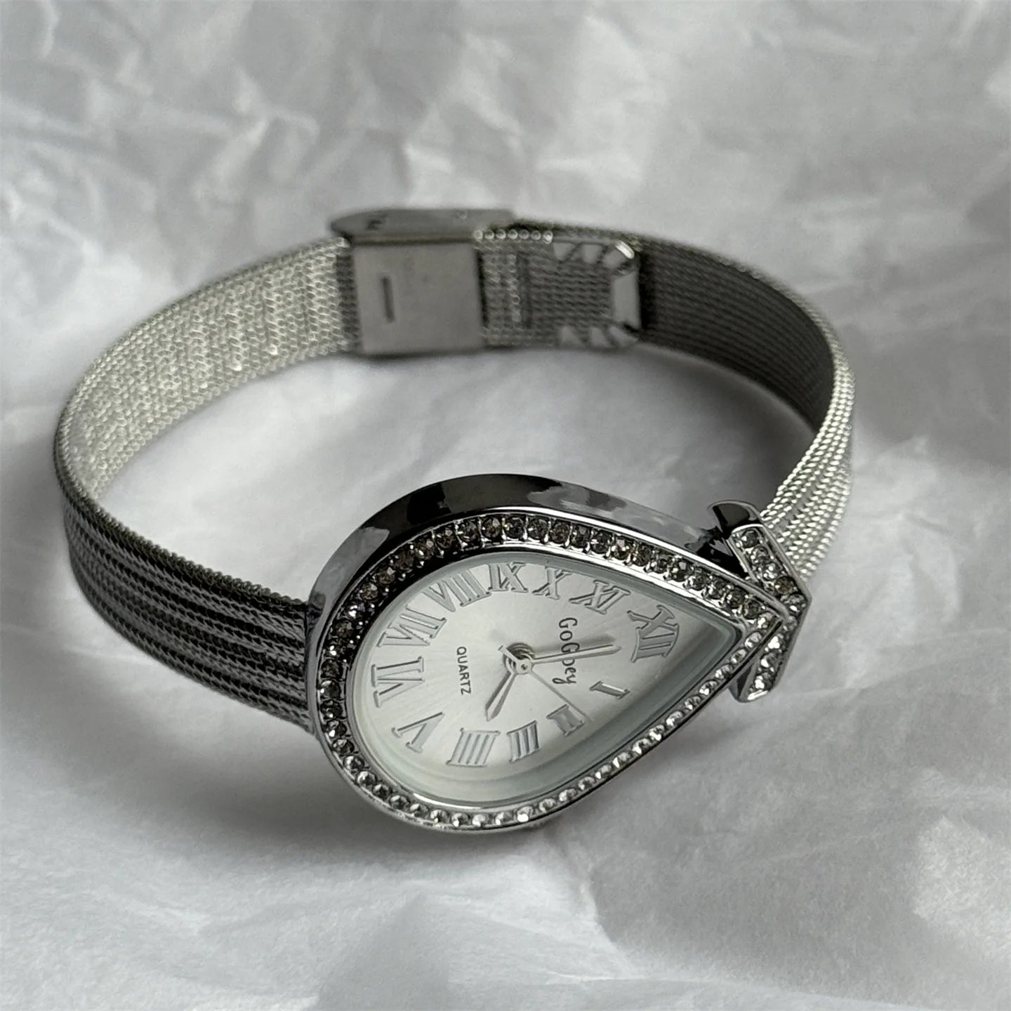 Luxury Gilded Diamond Waterdrop Dial Watch Fashion Women Quartz Watch Roman Scale Watches Wholesale Reloj De Mujer Vintage