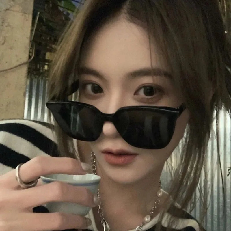 Retro Large Frame Sunglasses Men and Women UV Protection Sunglasses