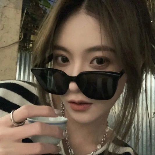 Retro Large Frame Sunglasses Men and Women UV Protection Sunglasses