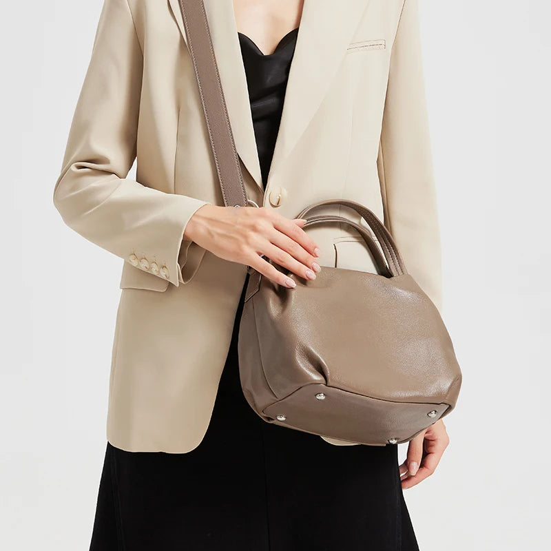 Women's Genuine Cowhide Leather Large Capacity Tote Bag Bucket Ladies Shoulder Bag Crossbody Luxury Brand Bag Female Designer