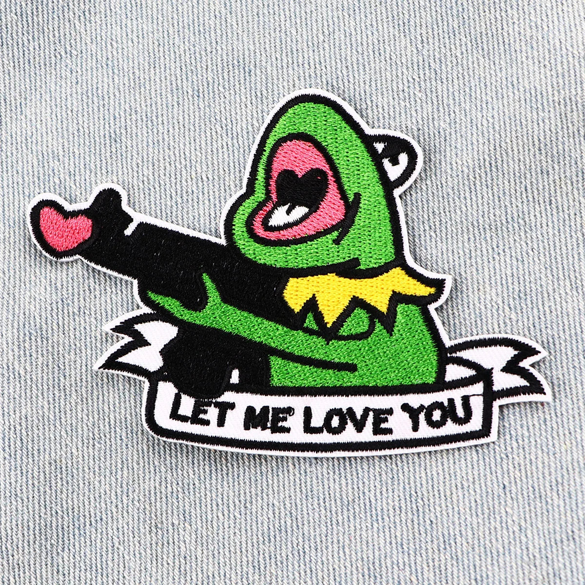 Cute Frog  Patch Iron-On Patches For Clothing Stickers Cartoon Animal Embroidered Patches On Clothes DIY Clothes Stripes