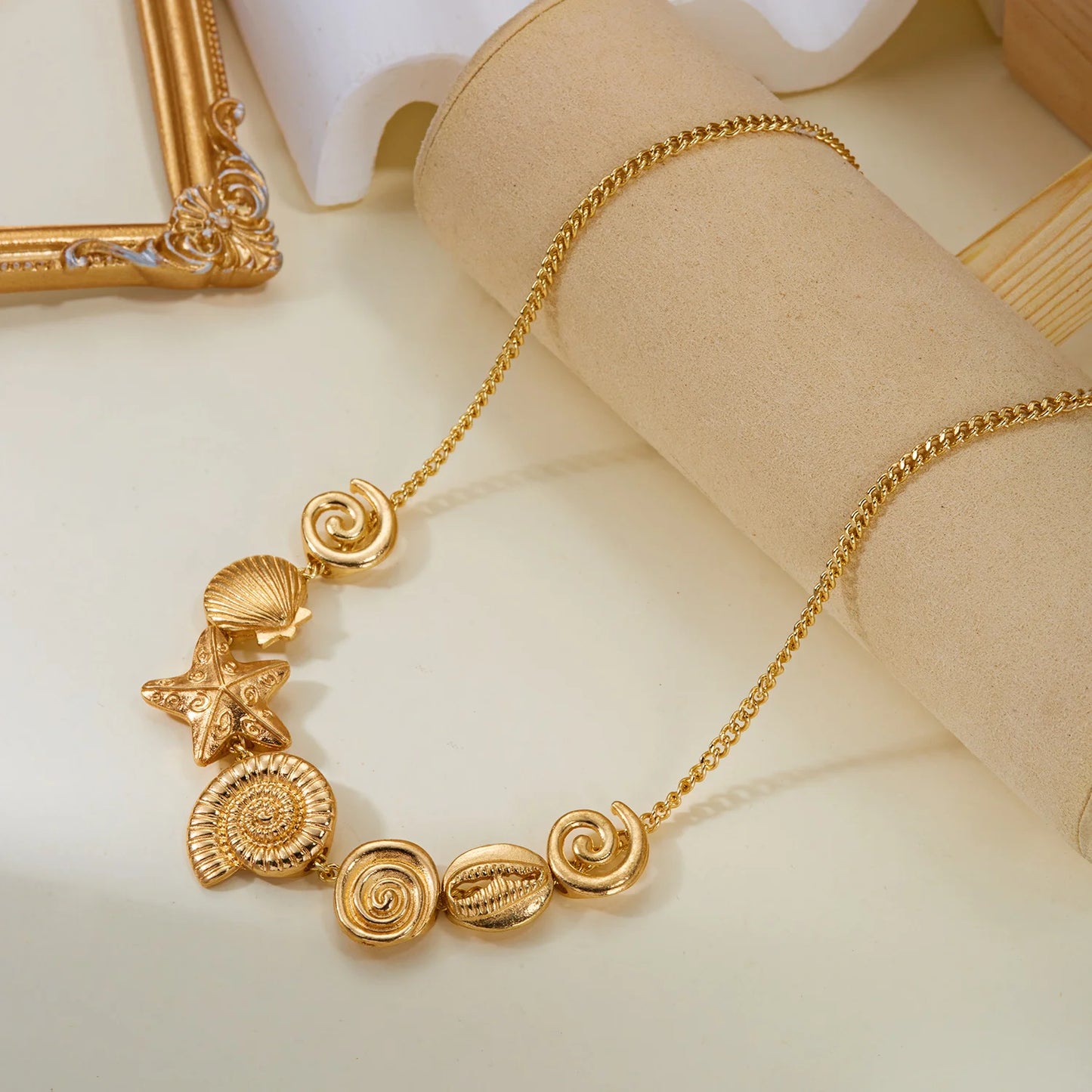 Statement Gold Seashell Starfish Choker Necklace for Women Boho Metal Conch Ocean Marine Charm Collar Summer Beach Jewelry