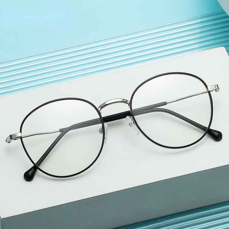 Photochromic Anti Radiation Glasses Women Man Anti Blue Ray Computer Eyeglasses 2 in 1 Eyeglasses Anti UV400