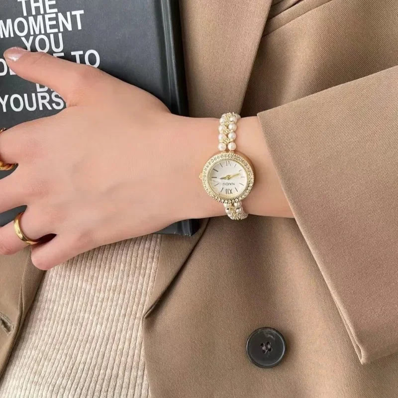 Luxury Women Watch Fashion Pearl Studded Bracelet Strap Quartz Wristwatches Ladies Gift Dropshipping Para Mujer Relogio Feminino