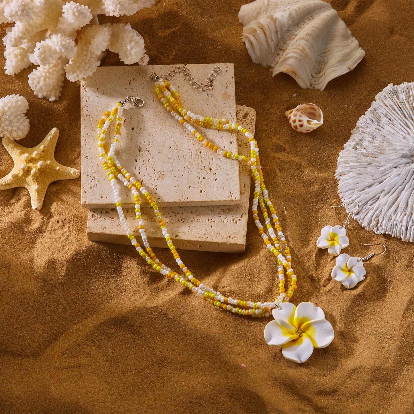 Bohemian White Plumeria Flower Necklace for Women Handmade Colorful Beaded Choker Summer Beach Vacation Jewelry Gift 2026 Trend