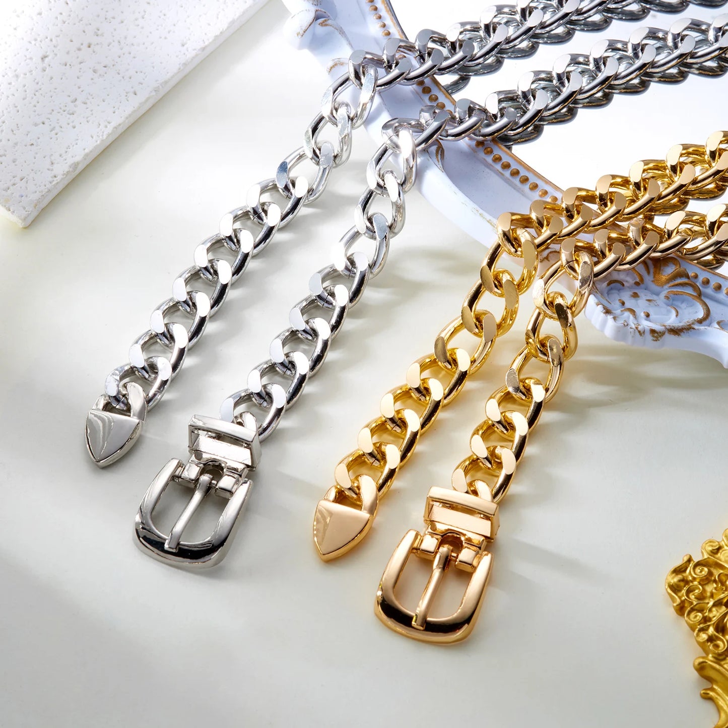 Exaggerated Big Heavy Metal Belt Choker Necklace for Women Men Punk Thick Chunky Clavicle Chains Steampunk Grunge Neck Jewelry