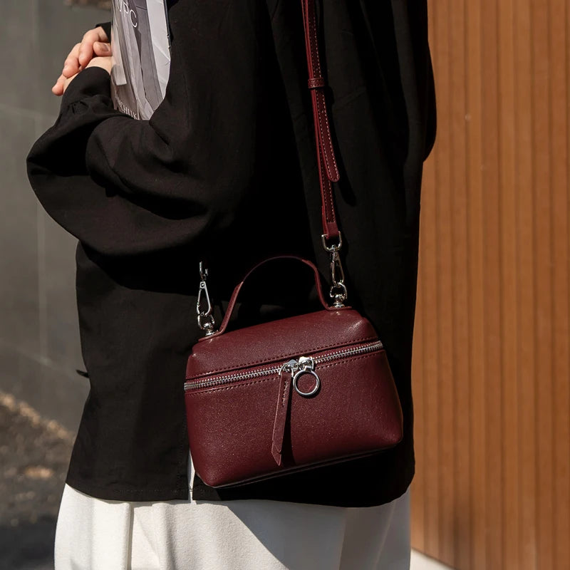 2026 New Genuine Leather Women bowling Tote Bag Soft Cowhide Leather Commute Shoulder Crossbody Bag Luxury Designer Handbags