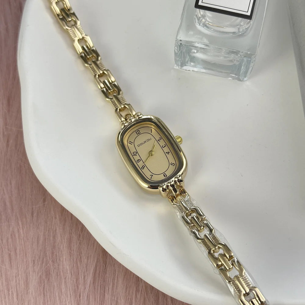 Luxury Brand Oval Shaped Women's Quartz Watch Retro Student Bracelet Wristwatch Fashionable Girl Gifts Dropshipping Relógio