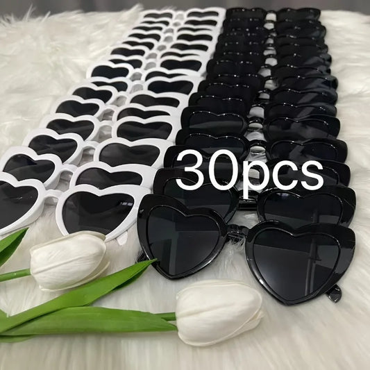 15 Black Heart-Shaped Glasses + 15 White Heart-Shaped Glasses, Bridal Groom Bridesmaid Supplies for Wedding Party