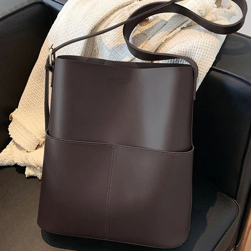Fashionable 2026 Women's Leather Shoulder Bucket Bags Handbags Winter Fall Autumn Femme Design Casual Sac De Luxe Femme Vintage