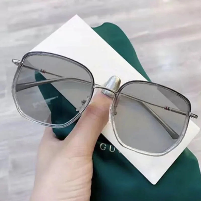 Anti Radiation Photochromic Eyeglass for Women/Men Replaceable Lens Eyeglasses Frames Retro Aesthetic Glasses