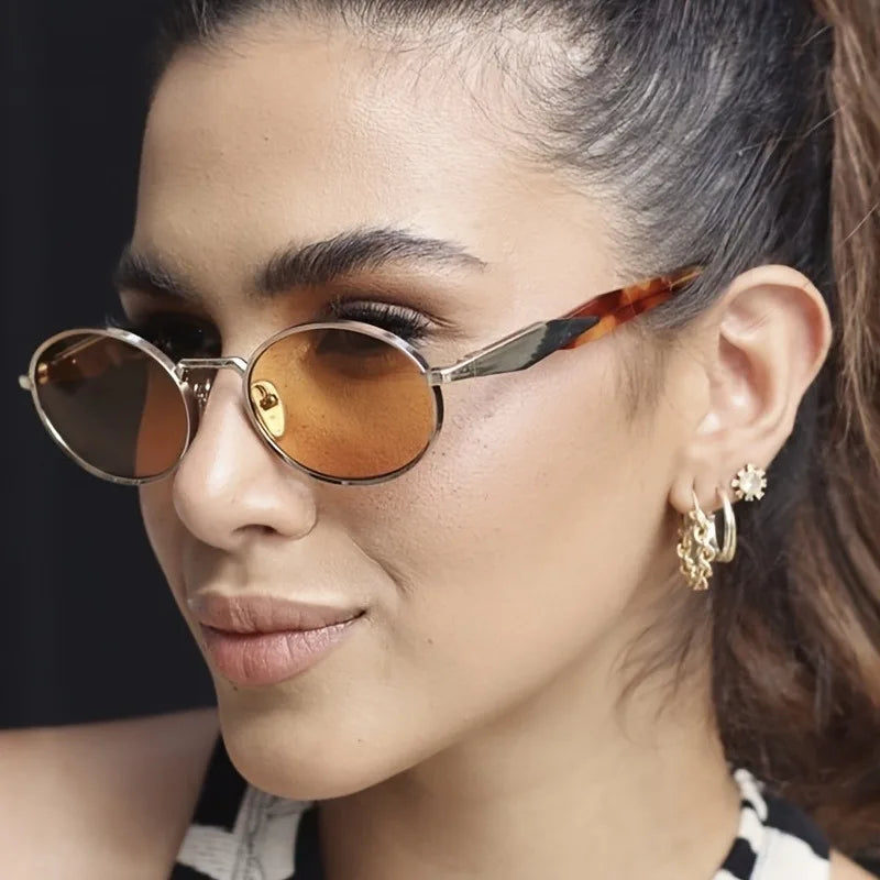 Vintage Y2K Style Oval Glasses Golden Metal Frame with Tortoiseshell Accents Black Lenses Perfect for Casual Parties