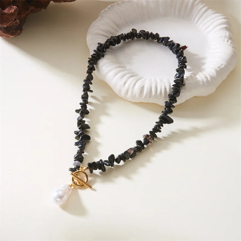 Elegant Baroque Imitation Pearl Pendant Beaded Choker Necklace Irregular Crystal Natural Stone Chain Women Fashion Jewelry Gift