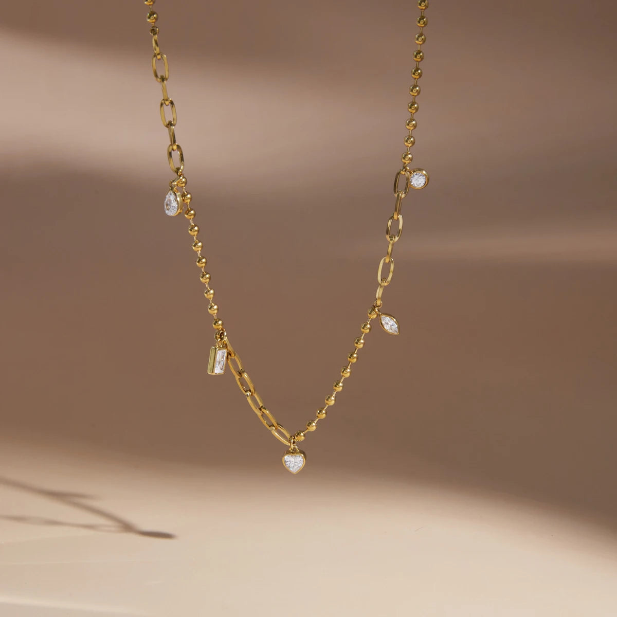 Uworld Classic Geometric Zircon Pendant Necklace For Women Minimalist 18K Gold Plated Stainless Steel Necklace Fashion Jewelry