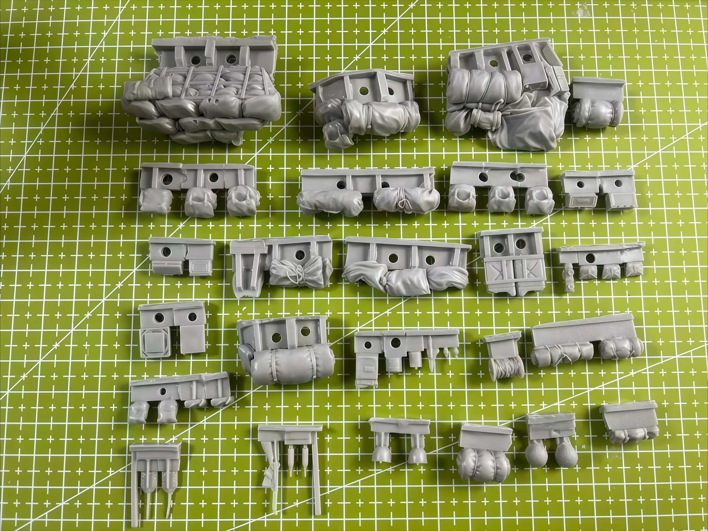 1/35 Cast Resin Model, Scene Model Making M8 Tank Model Parts Pile Up Gk, Uncolored Model