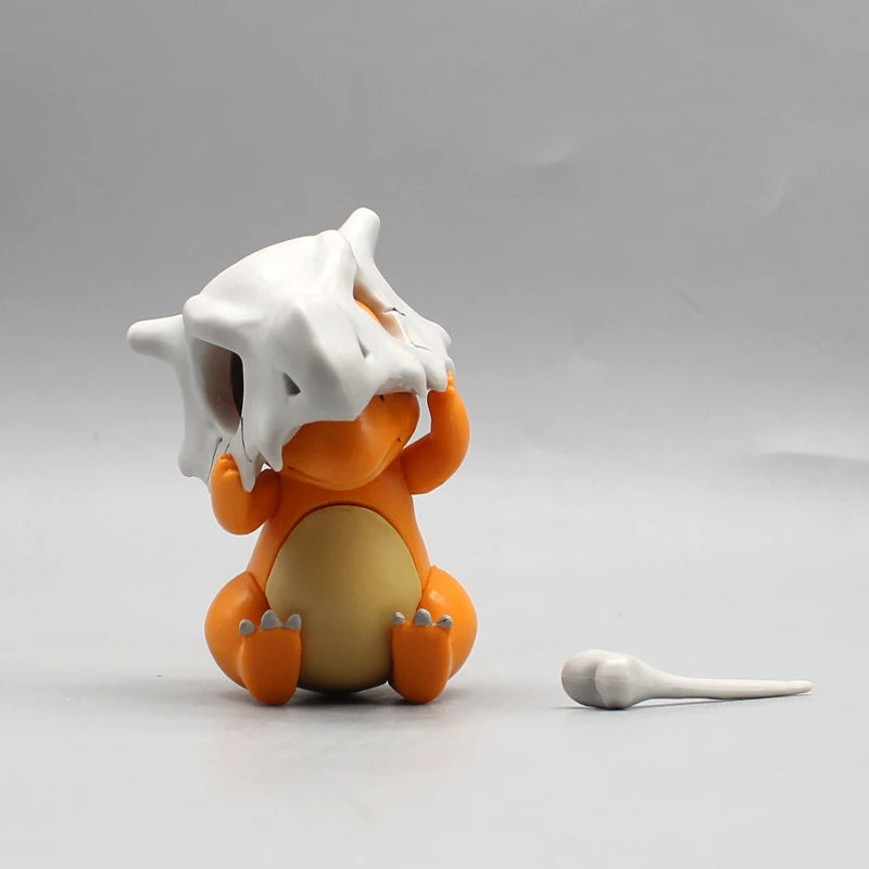 9cm Charmander Wear A Cubone Helmet Anime Figure Model Gk Statue Collection