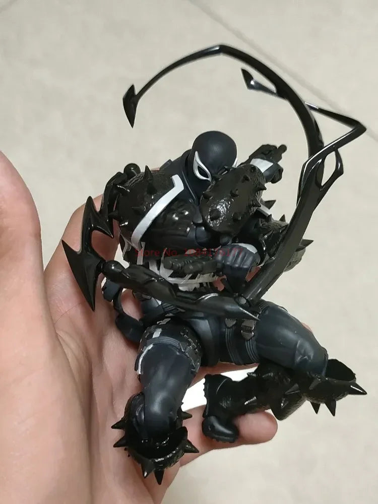 Venom Revoltech Yamaguchi Amazing Agent Venom Eugene Thompson Action Figures