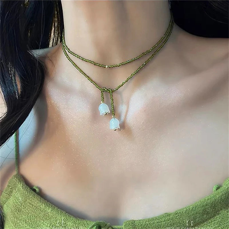 New Elegant Lily of The Valley Pendant Necklace Women Green Crystal Beads Sweater Chain Long Necklace Fashion Jewelry Collares