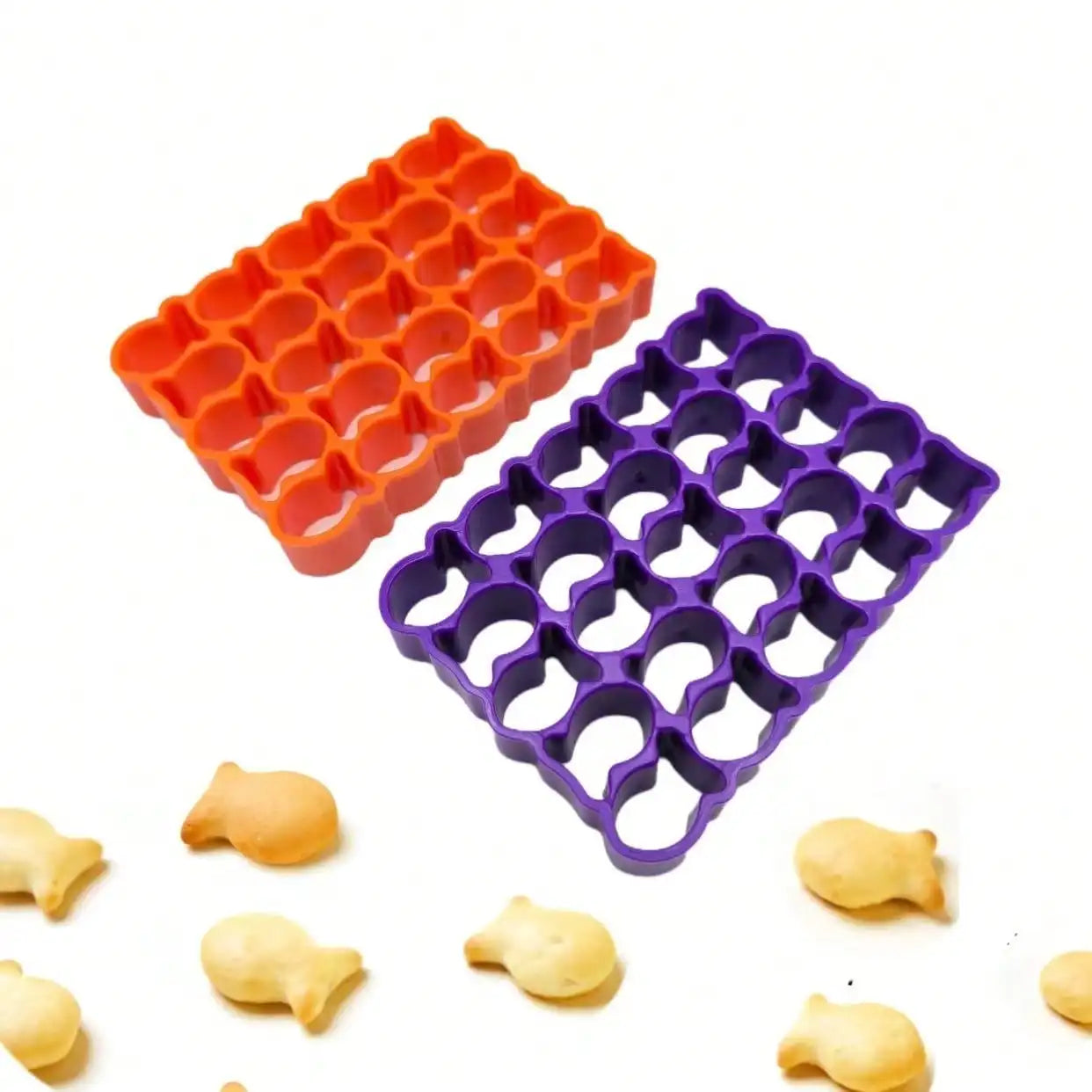 Mini Baking Fondant Gold Fish Cutter Molds Gold Fish Cracker Cutter Reusable Fish-Shaped Maker Treats Baking Mold for Biscuits