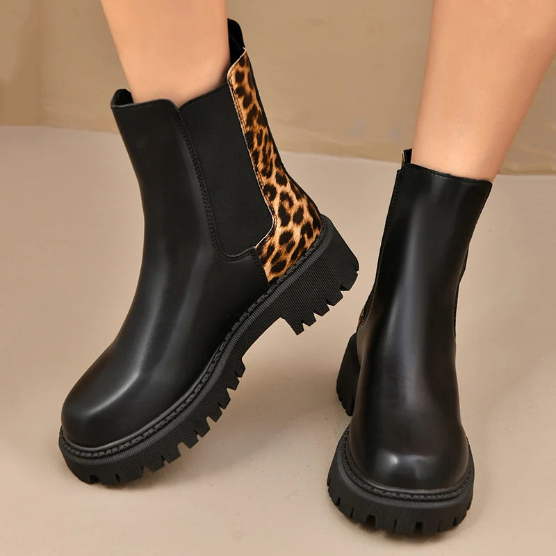 Fashion Leopard Print Platform Chelsea Boots Women Slip On Plus Size Thick Sole Ankle Boots Woman Pu Leather Short Booties Mujer