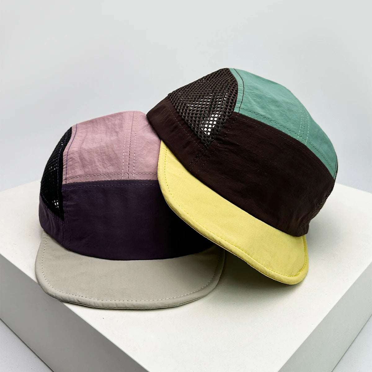 New Unisex Retro Color Block Mesh Baseball Hats Quick Drying Sunshade Outdoor Breathable Peaked Cap Versatile Fashion Short Eave