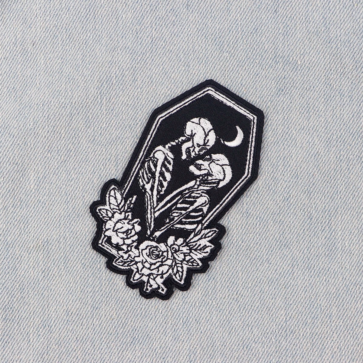 Skull Embroidery Patch Vintage Moon Iron On Patches For Clothing Flower Thermoadhesive Patches On Clothes DIY Sew Badges