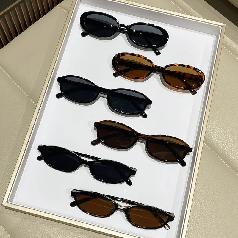 4pcs Women's Fashionable Glasses Combination Casual Daily Decoration Taking Photos To Show Off Face