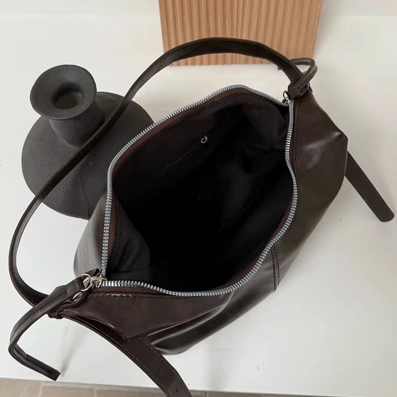 2026 New Retro Underarm Bag Fashion Leisure Large Capacity Shoulder Bag Women's Daily Commuter Handbags Women's Crossbody Bag